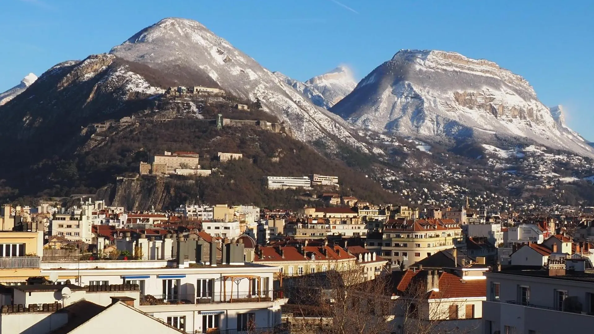 Nocleg ze śniadaniem Espace Prive Avec Balcon Vue Montagnes Grenoble